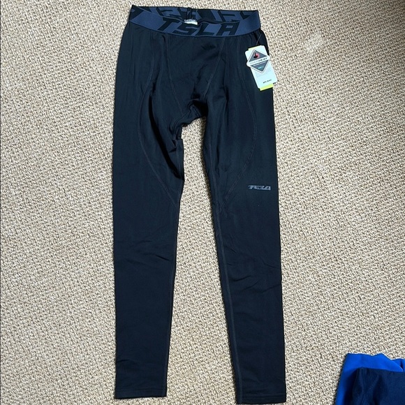 New Tesla Stay Warm Athletic Black Sports Underlayer Pants - Picture 1 of 2